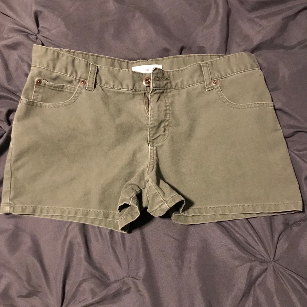 Xhilaration shorts